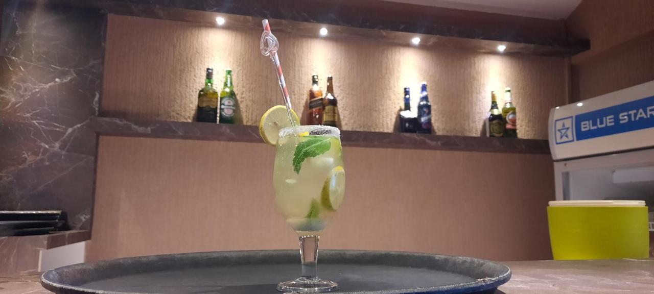 Hotel Jyothis Regency Palakkad Eksteriør bilde