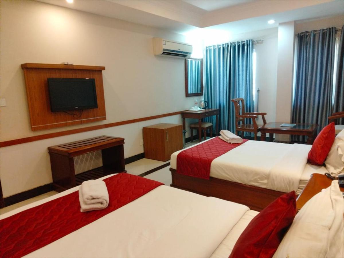 Hotel Jyothis Regency Palakkad Eksteriør bilde