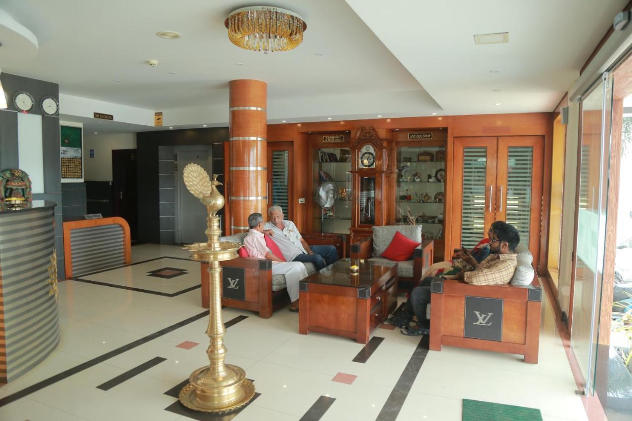 Hotel Jyothis Regency Palakkad Eksteriør bilde