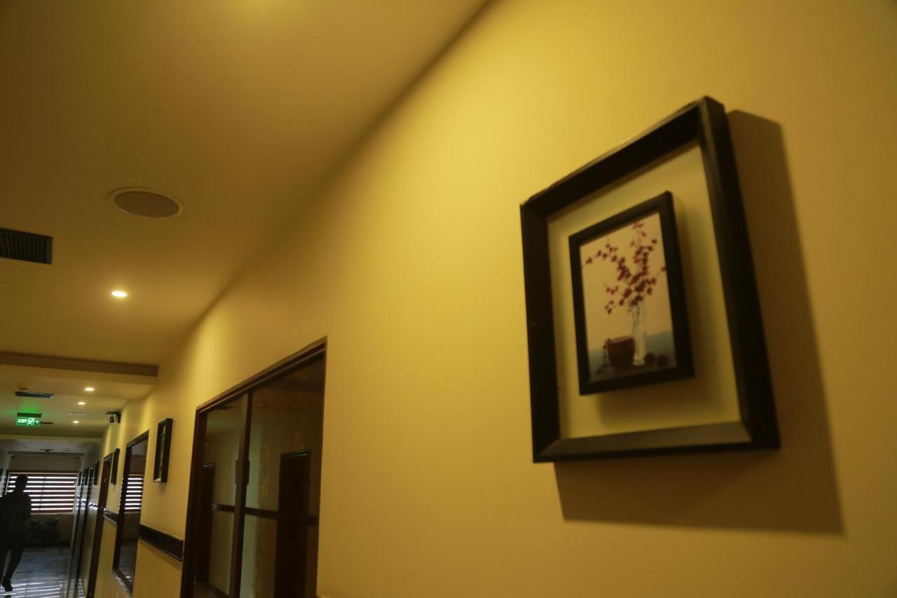 Hotel Jyothis Regency Palakkad Eksteriør bilde